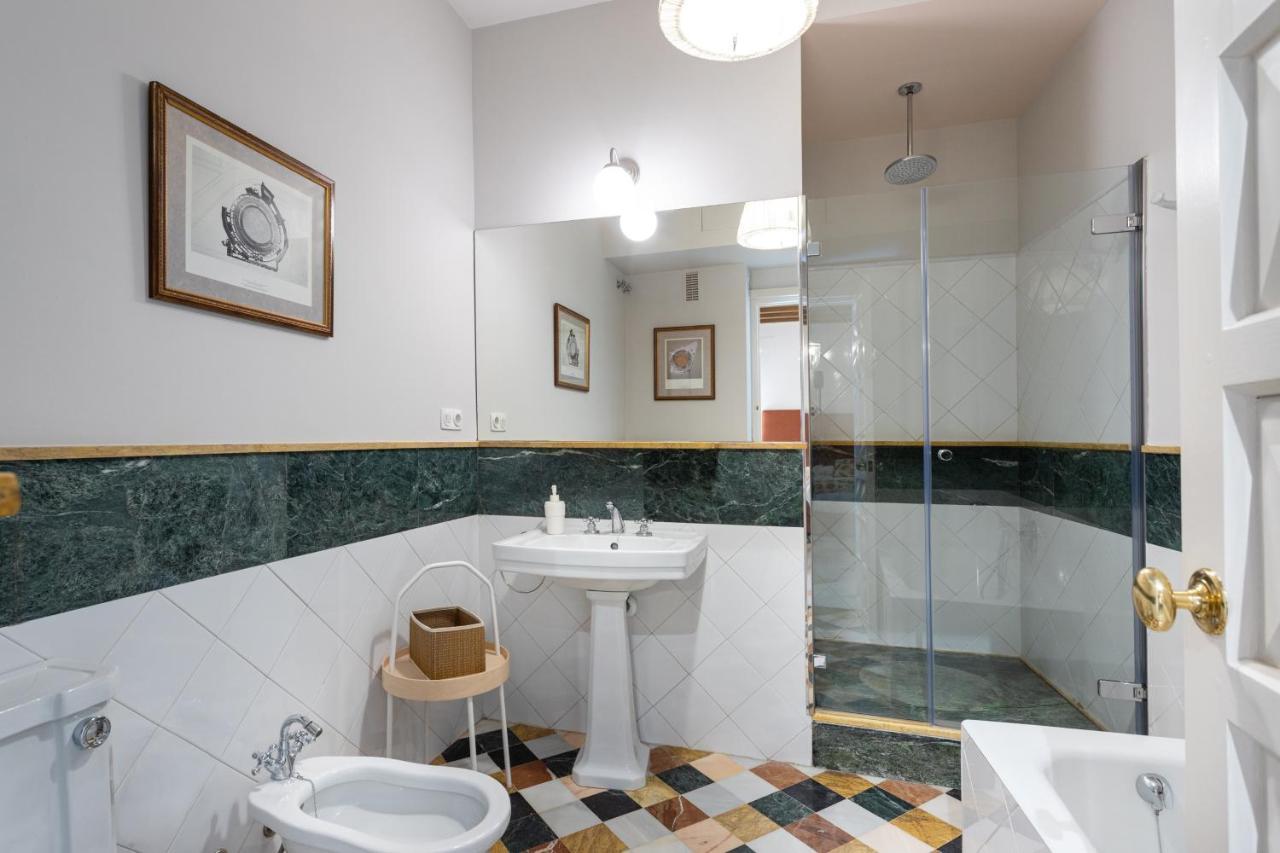 Genteel Home Campamento Севиля Екстериор снимка